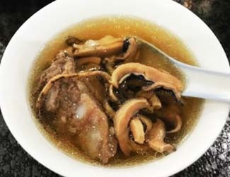 胃不好的看过来——三七乌贼汤