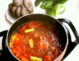 口腹之悦中悄悄养生——三七番茄牛肉火锅